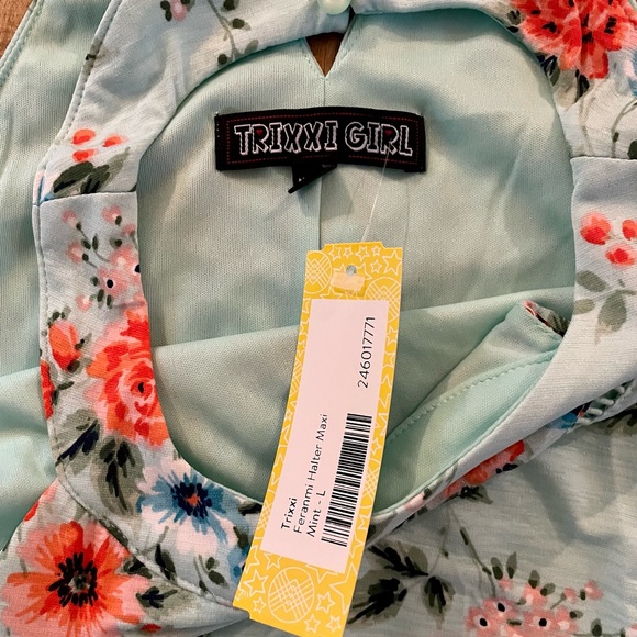 NWT Trixxi Feranmi Halter Maxi Dress Size L Girls (10-12) - Picture 2 of 7